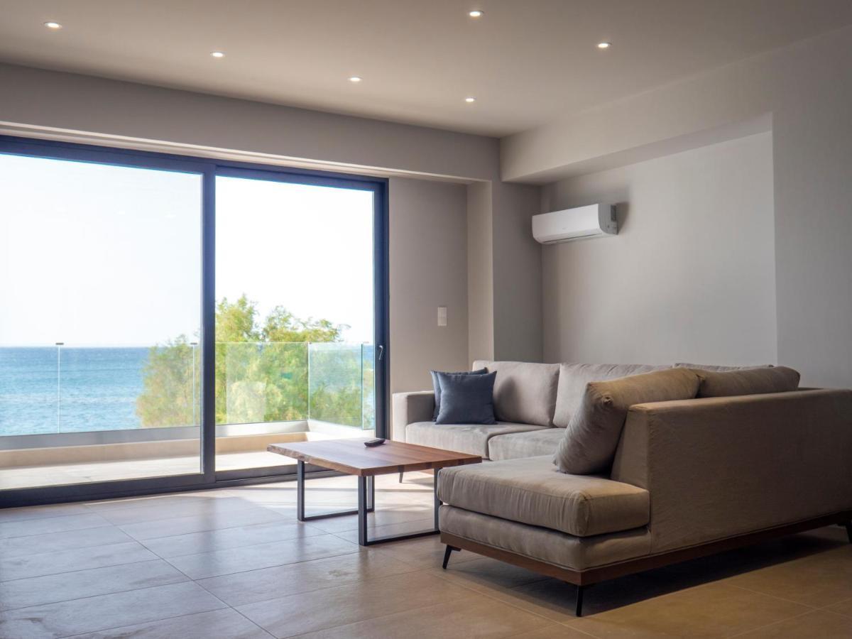 Central Urban Luxury Sea View Apt Since 2009 이라피트라 외부 사진